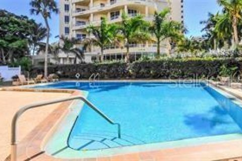 Condominio en alquiler en Sarasota, Florida, 2 dormitorios, 132.29 m2 № 1722132 - foto 15