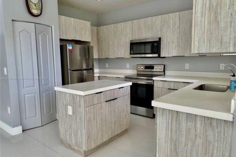Villa ou maison à vendre à Homestead, Floride: 4 chambres, 293.66 m2 № 1768640 - photo 19