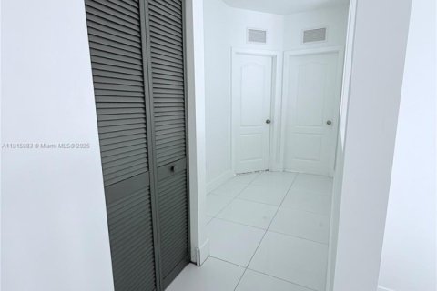 Villa ou maison à vendre à Homestead, Floride: 4 chambres, 293.66 m2 № 1768640 - photo 28