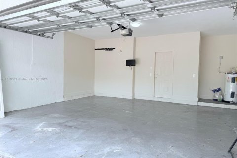 Villa ou maison à vendre à Homestead, Floride: 4 chambres, 293.66 m2 № 1768640 - photo 14