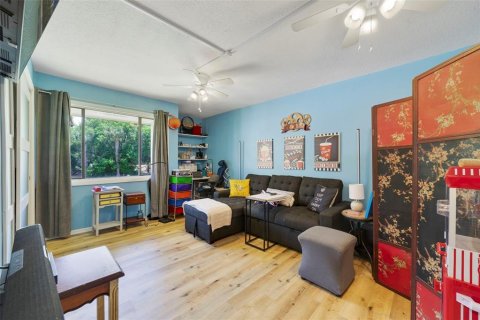 Copropriété à vendre à Mount Dora, Floride: 2 chambres, 99.5 m2 № 2199739 - photo 12