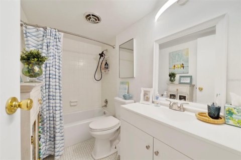 Copropriété à vendre à Mount Dora, Floride: 2 chambres, 99.5 m2 № 2199739 - photo 14