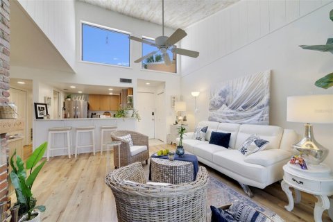 Copropriété à vendre à Mount Dora, Floride: 2 chambres, 99.5 m2 № 2199739 - photo 3