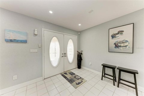 House in Punta Gorda, Florida 3 bedrooms, 191.94 sq.m. № 1793471 - photo 5