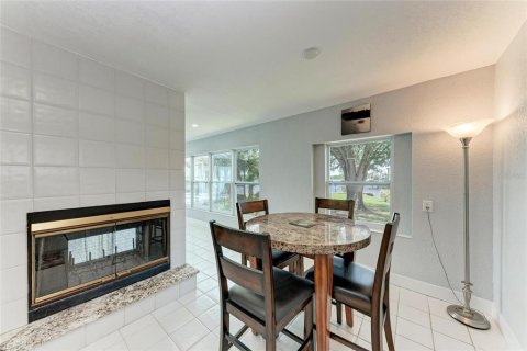House in Punta Gorda, Florida 3 bedrooms, 191.94 sq.m. № 1793471 - photo 17