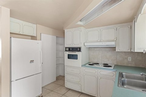 Casa en venta en Holiday, Florida, 2 dormitorios, 97.27 m2 № 1908775 - foto 3