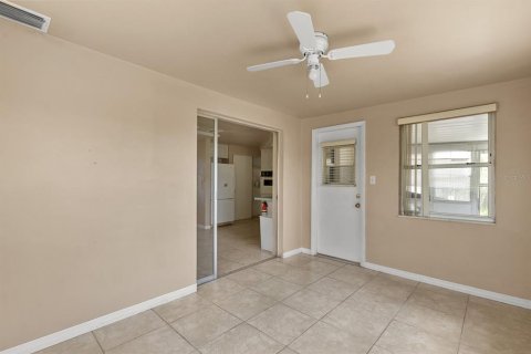 Casa en venta en Holiday, Florida, 2 dormitorios, 97.27 m2 № 1908775 - foto 6