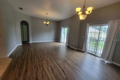 Condo in Winter Garden, Florida, 2 bedrooms  № 2225324 - photo 6