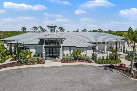 House in Venice, Florida 4 bedrooms, 186.27 sq.m. № 2166960 - photo 26