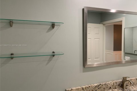 Copropriété à vendre à Stuart, Floride: 2 chambres, 105.44 m2 № 2090706 - photo 22