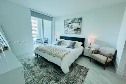 Condominio en alquiler en Miami, Florida, 2 dormitorios, 103.4 m2 № 2060942 - foto 10