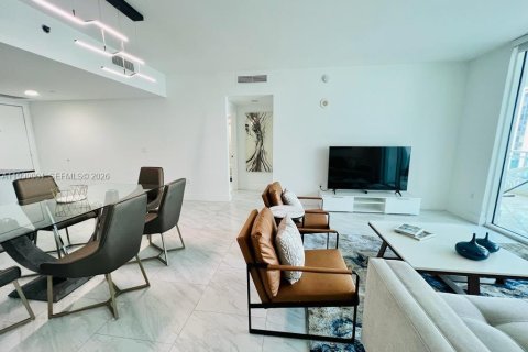 Condominio en alquiler en Miami, Florida, 2 dormitorios, 103.4 m2 № 2060942 - foto 5