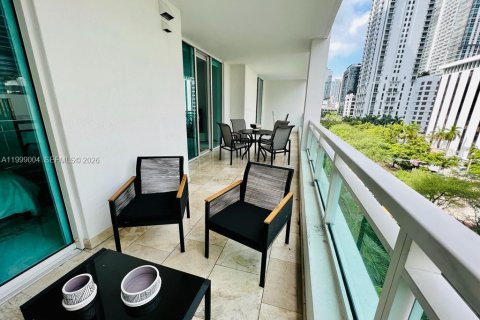 Condominio en alquiler en Miami, Florida, 2 dormitorios, 103.4 m2 № 2060942 - foto 15