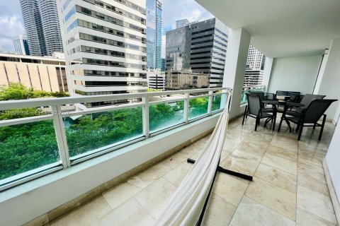 Condominio en alquiler en Miami, Florida, 2 dormitorios, 103.4 m2 № 2060942 - foto 18