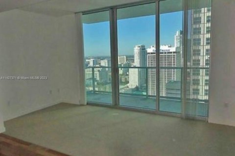 Condominio en alquiler en Miami, Florida, 1 dormitorio, 56.21 m2 № 1937713 - foto 14