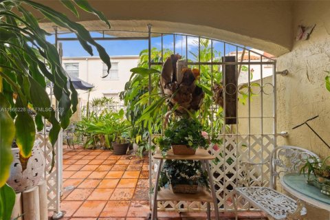 Купить кондоминиум в Майами, Флорида 2 спальни, 95.13м2, № 2028086 - фото 12