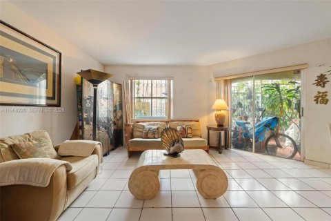 Купить кондоминиум в Майами, Флорида 2 спальни, 95.13м2, № 2028086 - фото 5