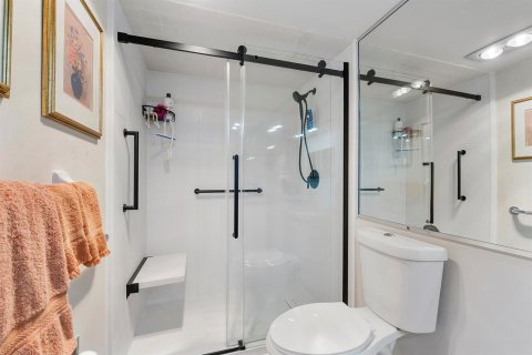 Купить кондоминиум в Помпано-Бич, Флорида 3 комнаты, 150.5м2, № 2260210 - фото 21