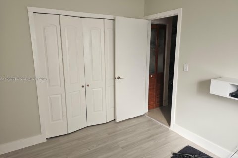 Villa ou maison à louer à Miami, Floride: 3 chambres, 164.53 m2 № 1987403 - photo 22