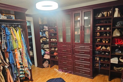 Villa ou maison à louer à Miami, Floride: 3 chambres, 164.53 m2 № 1987403 - photo 7