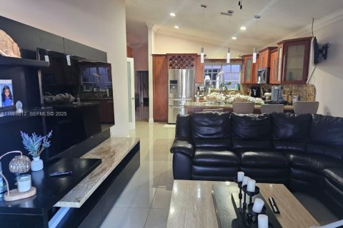 Villa ou maison à louer à Miami, Floride: 3 chambres, 164.53 m2 № 1987403 - photo 14