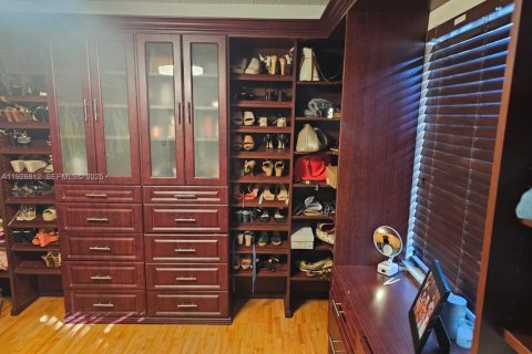 Villa ou maison à louer à Miami, Floride: 3 chambres, 164.53 m2 № 1987403 - photo 18