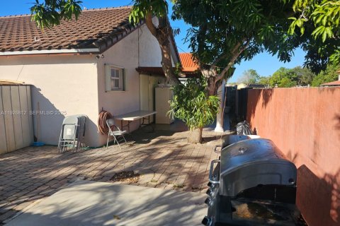 Villa ou maison à louer à Miami, Floride: 3 chambres, 164.53 m2 № 1987403 - photo 29