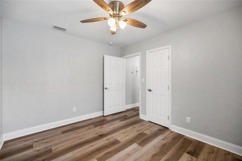Casa en venta en Tampa, Florida, 3 dormitorios, 104.52 m2 № 2396005 - foto 24