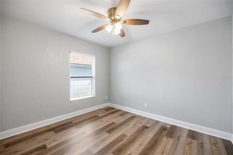 Casa en venta en Tampa, Florida, 3 dormitorios, 104.52 m2 № 2396005 - foto 25