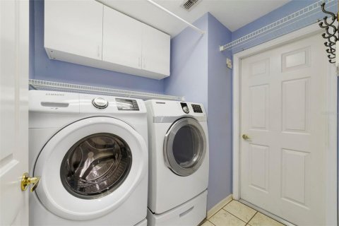 Casa en venta en Davenport, Florida, 4 dormitorios, 179.58 m2 № 2221064 - foto 15