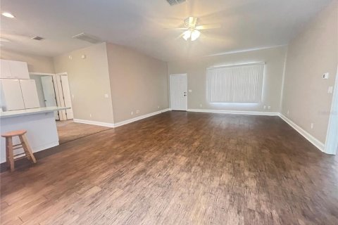 Casa en alquiler en Winter Haven, Florida, 3 dormitorios, 145.67 m2 № 1789841 - foto 15
