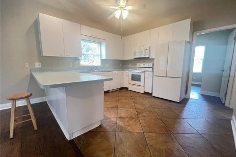 Casa en alquiler en Winter Haven, Florida, 3 dormitorios, 145.67 m2 № 1789841 - foto 14