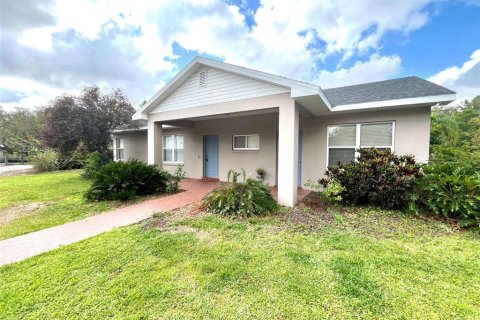 Casa en alquiler en Winter Haven, Florida, 3 dormitorios, 145.67 m2 № 1789841 - foto 4