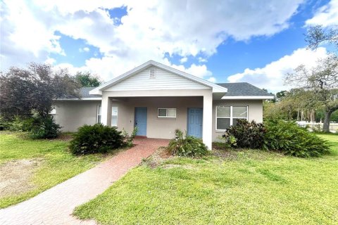 Casa en alquiler en Winter Haven, Florida, 3 dormitorios, 145.67 m2 № 1789841 - foto 2
