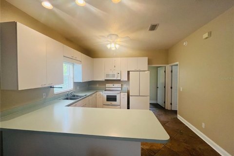 Casa en alquiler en Winter Haven, Florida, 3 dormitorios, 145.67 m2 № 1789841 - foto 17
