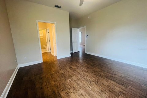Casa en alquiler en Winter Haven, Florida, 3 dormitorios, 145.67 m2 № 1789841 - foto 6