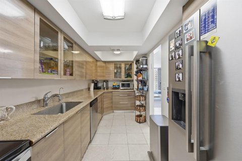 Copropriété à vendre à Aventura, Floride: 2 chambres, 116.22 m2 № 2262145 - photo 5
