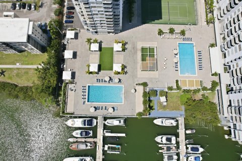 Copropriété à vendre à Aventura, Floride: 2 chambres, 116.22 m2 № 2262145 - photo 28