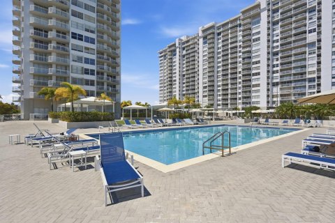 Copropriété à vendre à Aventura, Floride: 2 chambres, 116.22 m2 № 2262145 - photo 21