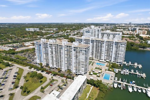 Copropriété à vendre à Aventura, Floride: 2 chambres, 116.22 m2 № 2262145 - photo 30