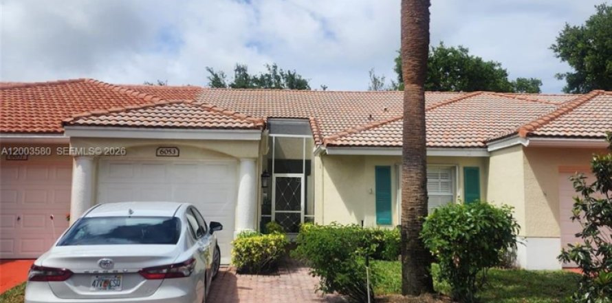 Таунхаус в Делрей-Бич, Флорида 2 спальни, 128.02м2 № 2068530