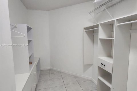 Купить таунхаус в Делрей-Бич, Флорида 2 спальни, 128.02м2, № 2068530 - фото 18