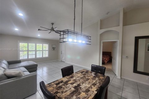 Купить таунхаус в Делрей-Бич, Флорида 2 спальни, 128.02м2, № 2068530 - фото 9