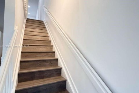 Touwnhouse à louer à Miramar, Floride: 3 chambres, 159.79 m2 № 1987415 - photo 28