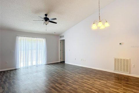 Casa en venta en Citrus Springs, Florida, 3 dormitorios, 131.55 m2 № 1659729 - foto 4