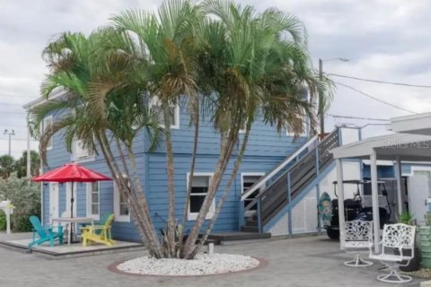 Hôtel, hôtellerie à vendre à Clearwater, Floride: 492.47 m2 № 2214574 - photo 2