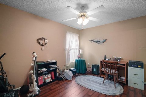 House in Leesburg, Florida 3 bedrooms, 165.83 sq.m. № 1816063 - photo 21
