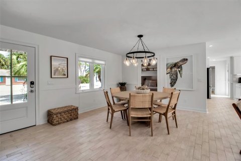 Villa ou maison à vendre à Bradenton Beach, Floride: 3 chambres, 159.14 m2 № 1886434 - photo 8