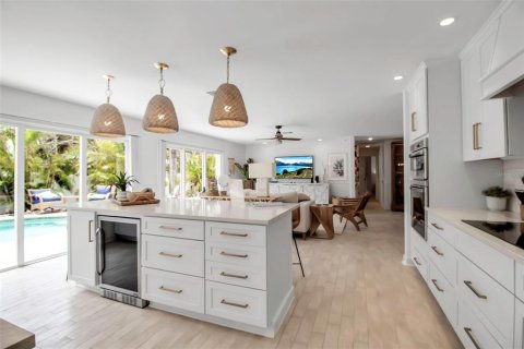 Villa ou maison à vendre à Bradenton Beach, Floride: 3 chambres, 159.14 m2 № 1886434 - photo 15