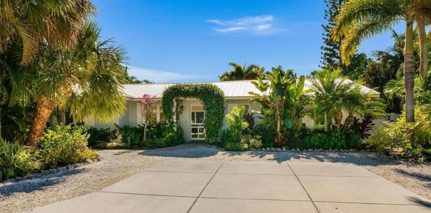 Villa ou maison à Bradenton Beach, Floride 3 chambres, 159.14 m2 № 1886434